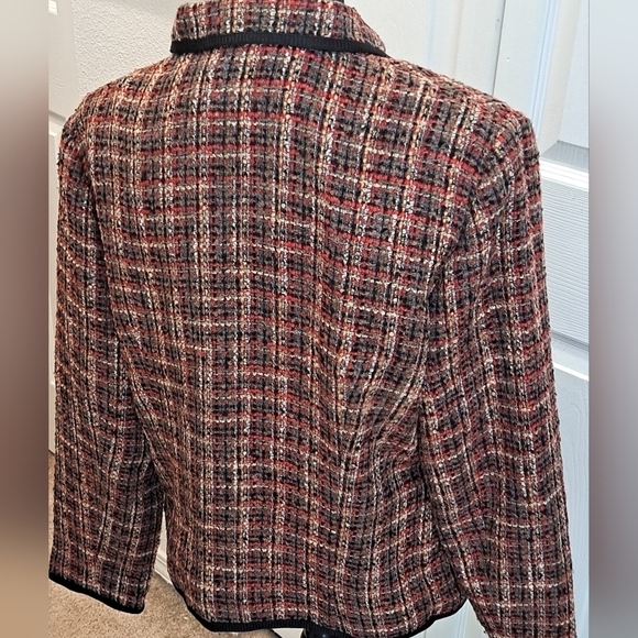 Sag Harbor Women's Petite Waist Jacket Size 16P - Picture 5 of 9